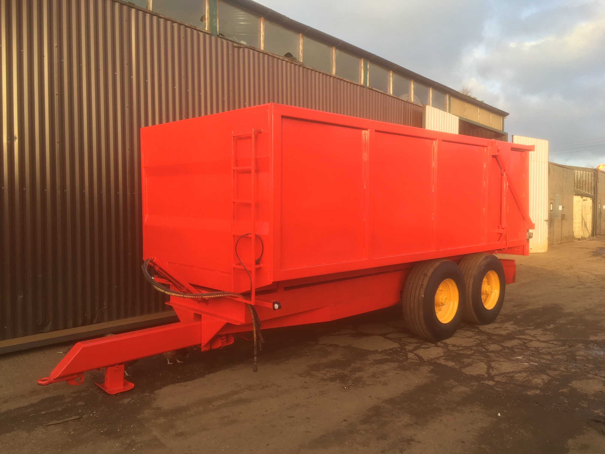 Red Horse Muck Trailer Refurb - After